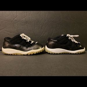 Air Jordan 11 retro low size 8c